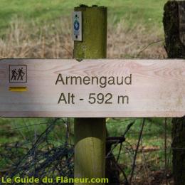 Le panneau à Armengaud