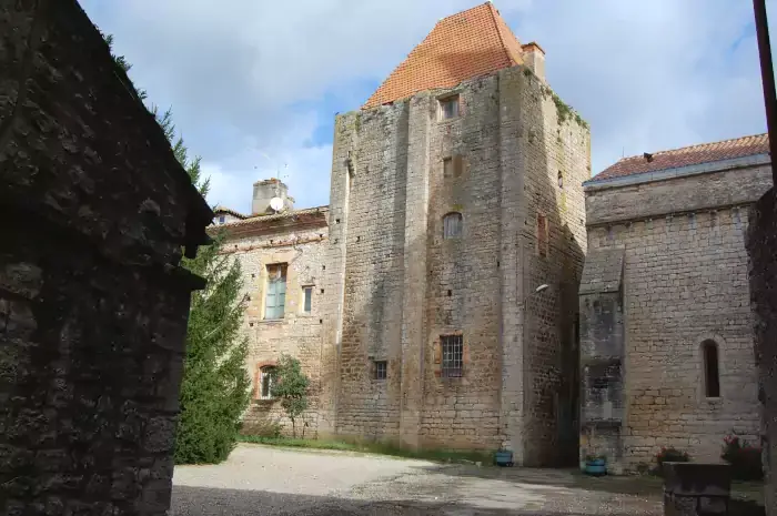 Ancien donjon templier de Montricoux