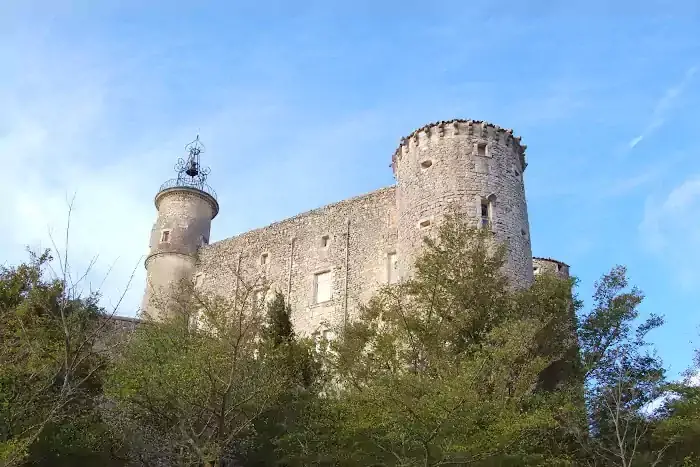 Le château de Lussan