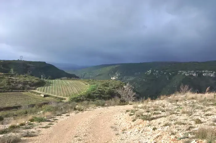 Chemin des gorges de la cesse en région Languedoc-Roussillon