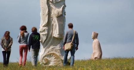 Decouvrir statues vallee des saints carnoet 1200