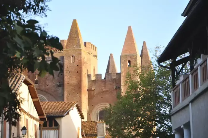 L'église abbatiale fortifiée de Simorre