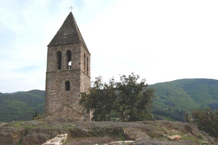 L'église Saint-Laurent à Olargues dans l'Hérault