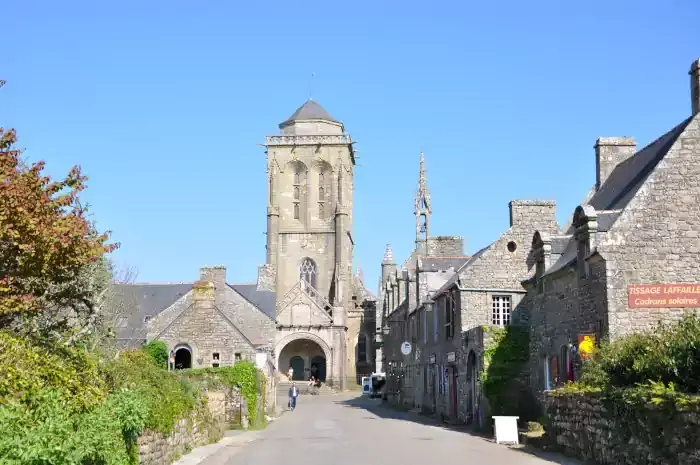 L'église Saint-Ronan à Locronan