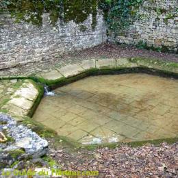 fontaine-sainte-anne.jpg