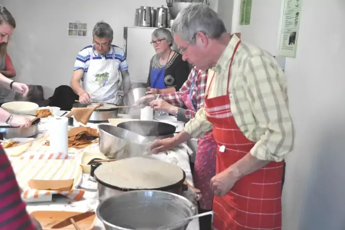 Formation de crêpier à l'Université de la Crêpe