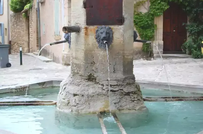 La Grande Fontaine du Barroux dans le Vaucluse