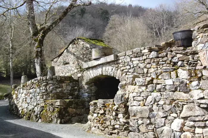 Le hameau d'Armengaud sur la randonnée à Ferrières