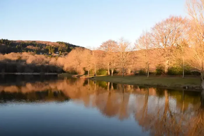 Lac Birotos sur la randonnée de Pradelles-Cabardes à Castans