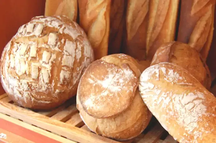 Large gamme de pains de la boulangerie Angélique à Fénioux