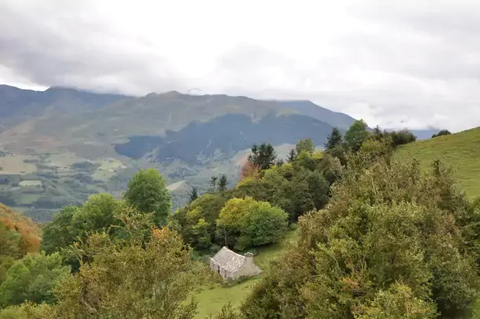 Panorama sur le courtaou de Teilhet et la vallée de Campan