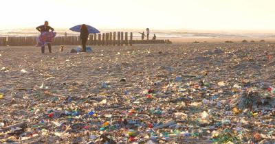 Plage plastique cap ferret arcachon 1200