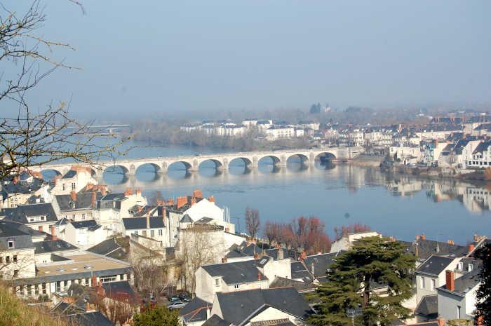 Le pont Cessart à Saumur en Pays de la Loire