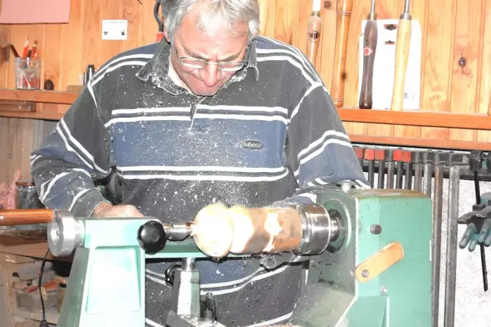 Réalisation d'une pièce au tour à bois